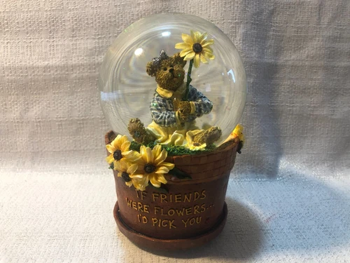 Susan Waterglobe