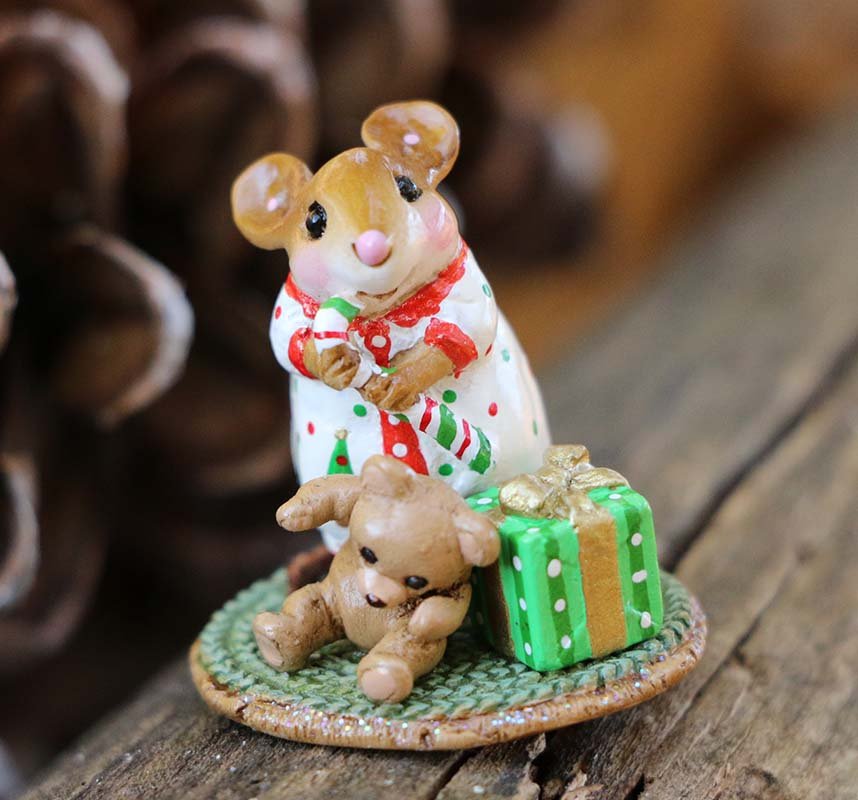 M-597b white-candy-cane-bear (1)